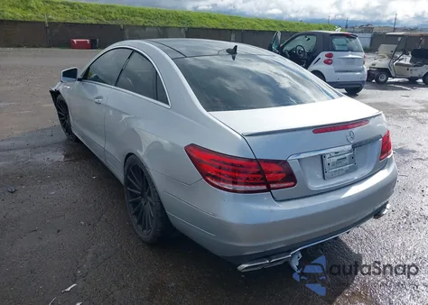2016 Mercedes-Benz E 400 z USA, uszkodzony, nr VIN WDDKJ6FBXGF344661